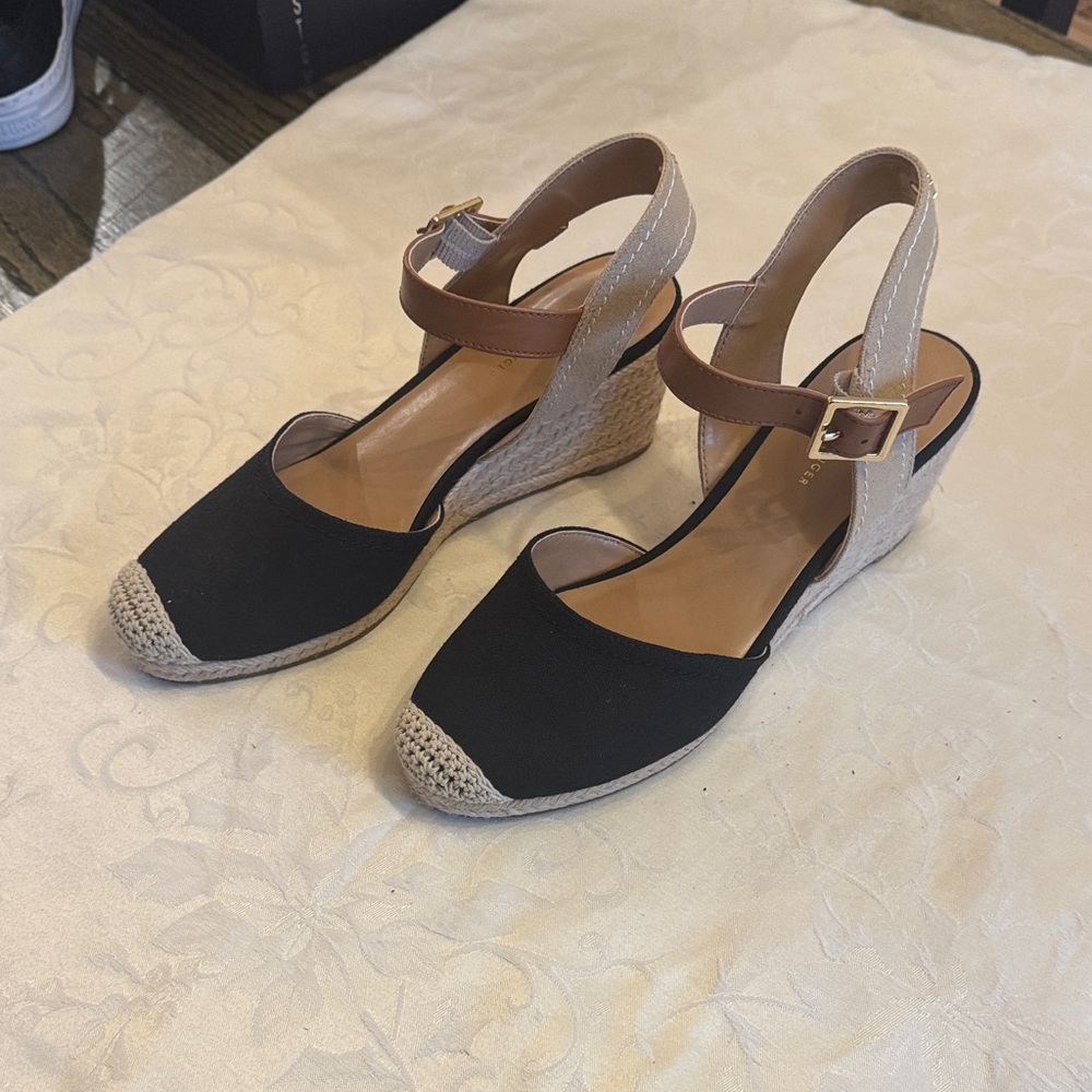 Tommy Hilfiger Black and Tan Wedge Espadrille Sandals - Picture 8 of 9